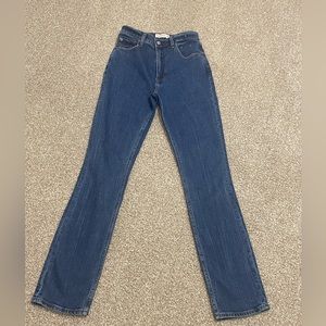Abercrombie & Fitch- Ultra High Rise 90s Slim Straight Jean